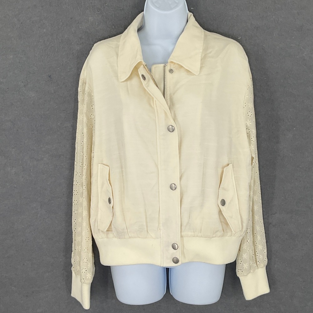 7 For All Mankind Cream Eyelet Sleeve Jacket Sz M Vanilla Clean Girl Feminine